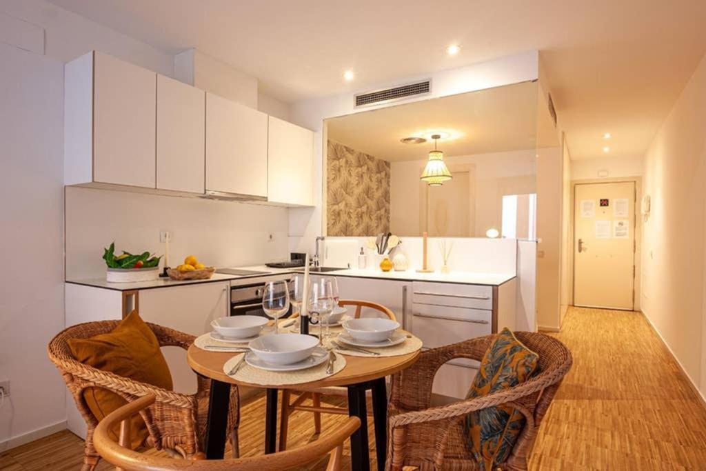 Heima Gran Via B Apartment มาดริด ภายนอก รูปภาพ
